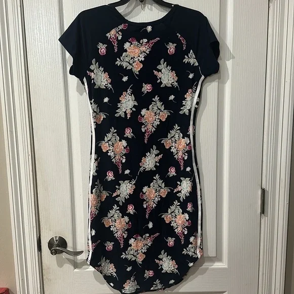 No comment size XL floral short sleeve dress  NWT - Picture 5 of 6